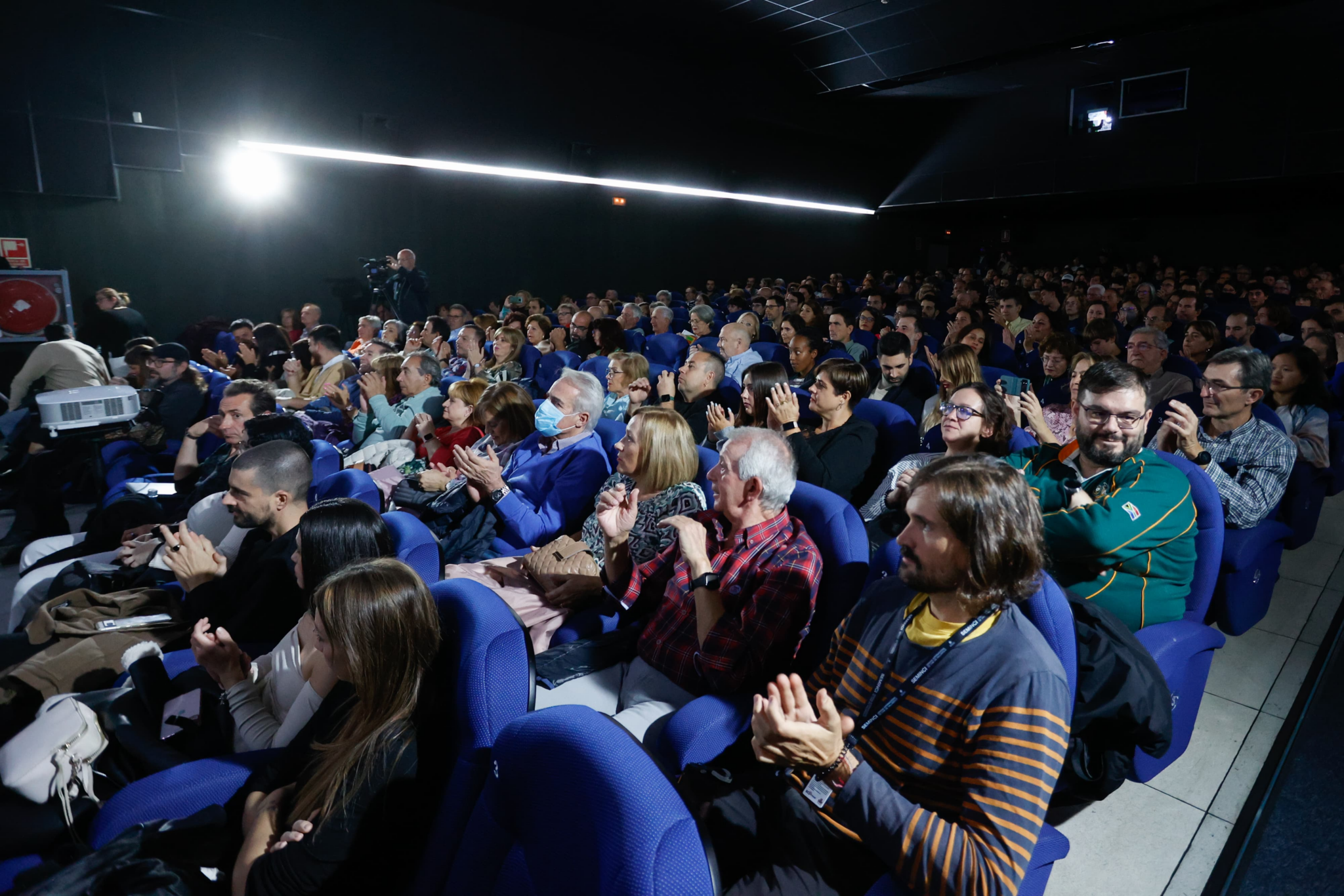 Sala abarrotada en las proyecciones de Castilla y León en Corto, 68 Seminci